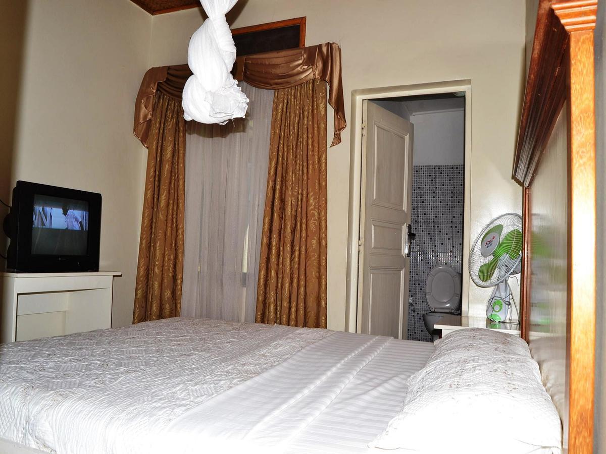 Bed and Breakfast The Happy Hour Kigali Exteriér fotografie